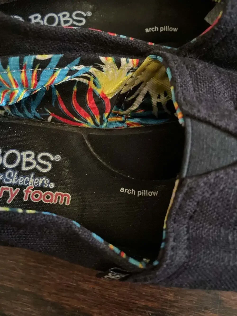 Skechers BOBS  Black Canvas Espadrille Slip On 7 Memory Foam Arch Pillow